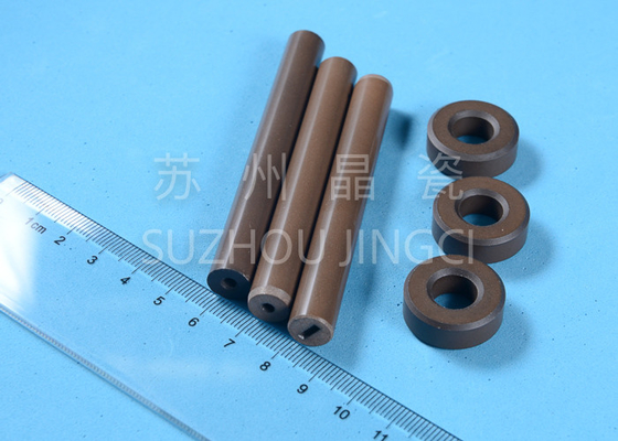 95%のアルミナの陶磁器の軸と軸受ブラウンはポンプ部品の循環ポンプの反摩耗を高く着色します