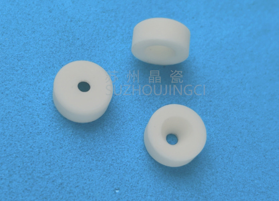 φ6.8xh3mm 96%のアルミナの陶磁器のスプレー ノズル