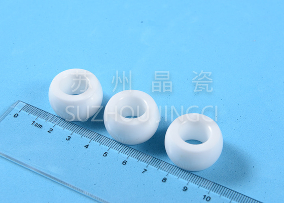 錆の抵抗力があるアルミナの陶磁器の部品、Spheralの構造は白いジルコニアの反摩耗を分けます